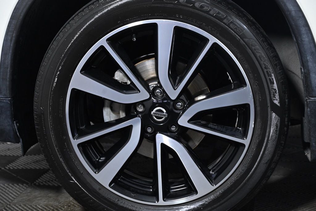 2020 Nissan Rogue SL