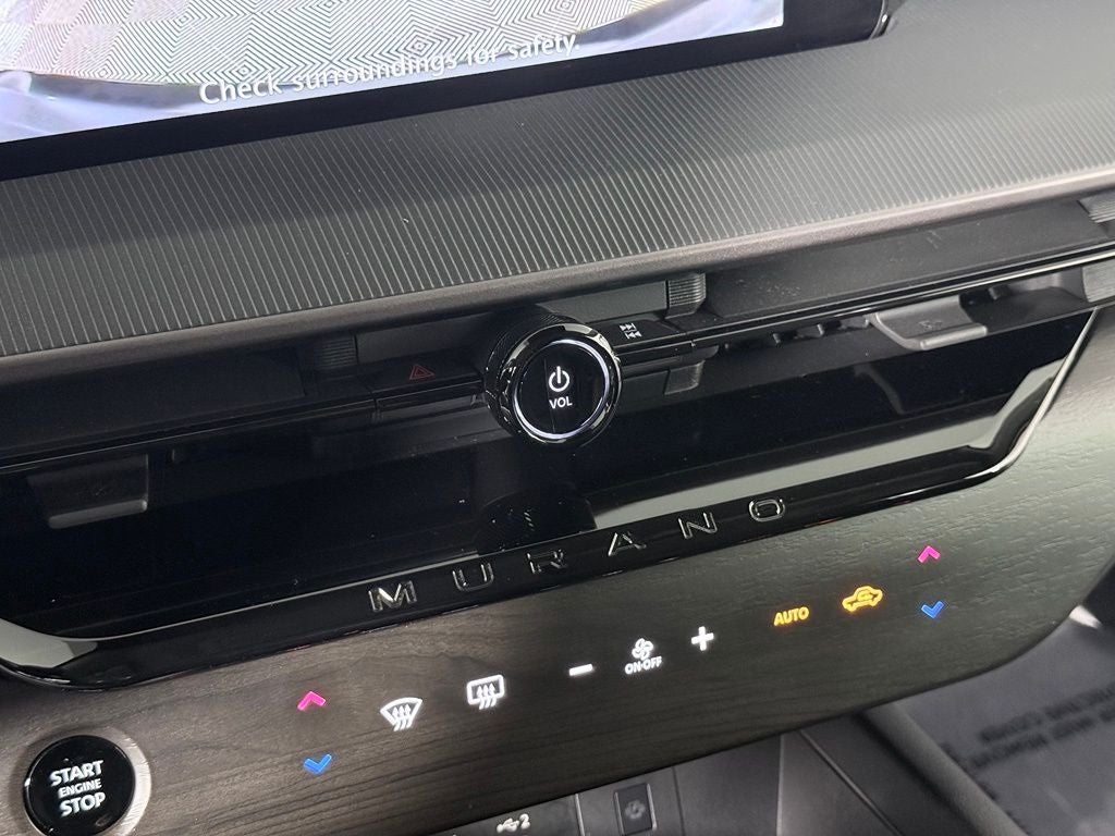 2025 Nissan Murano SV