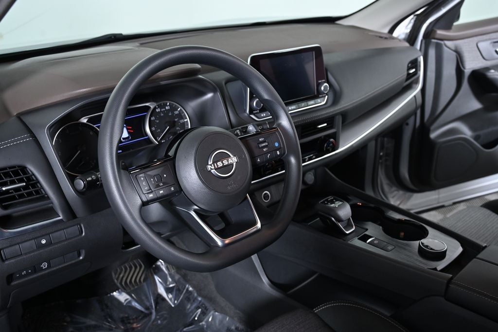 2023 Nissan Rogue SV Nissan Certified