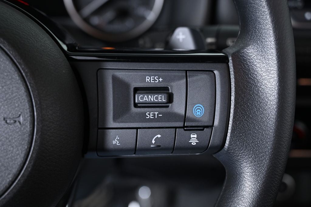2023 Nissan Rogue SV Nissan Certified