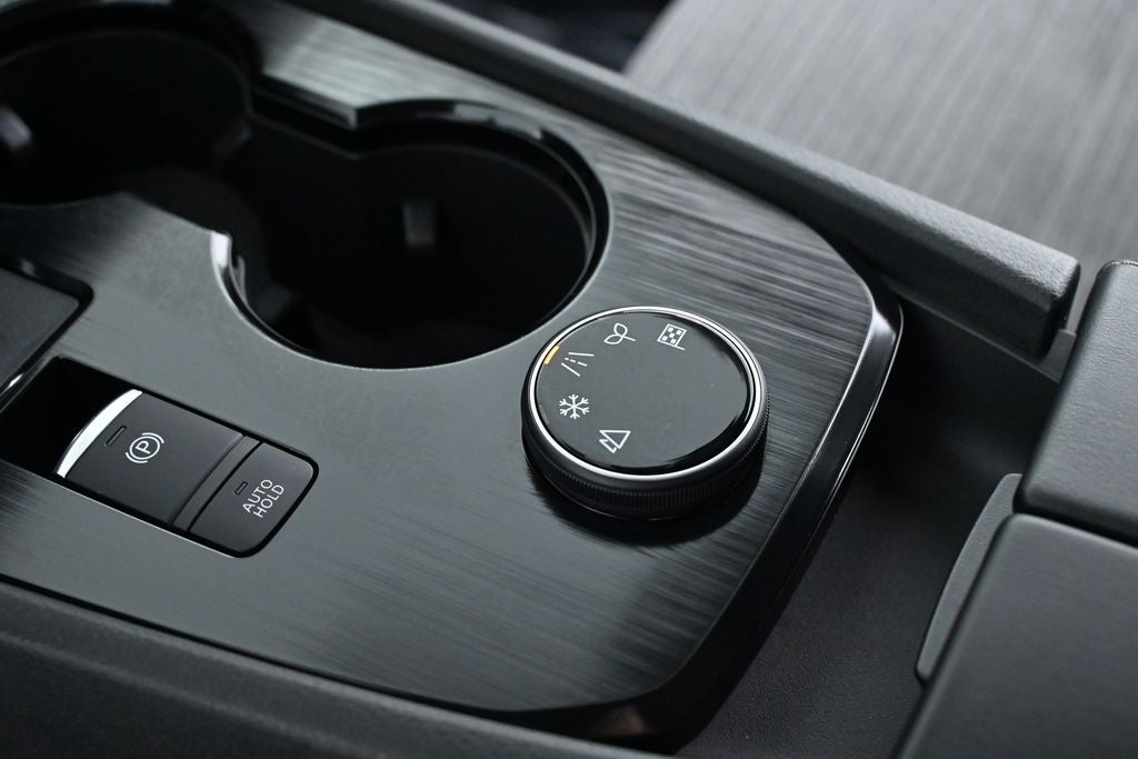 2023 Nissan Rogue SV Nissan Certified
