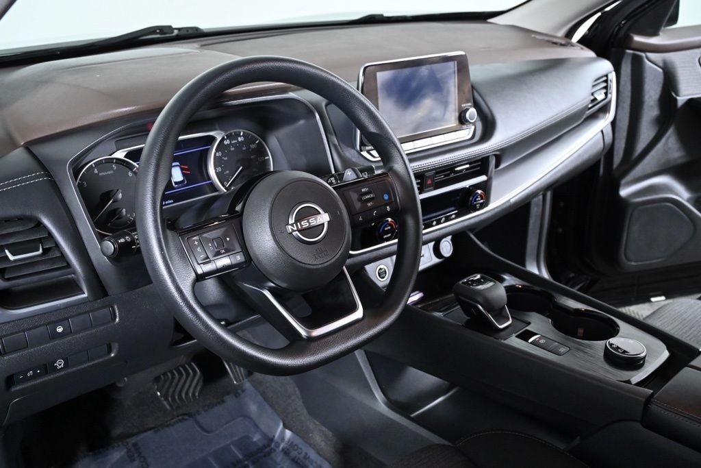 2023 Nissan Rogue SV Nissan Certified