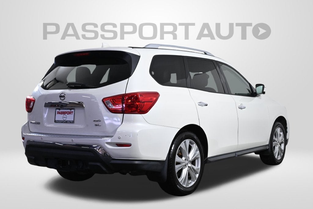 2019 Nissan Pathfinder SL