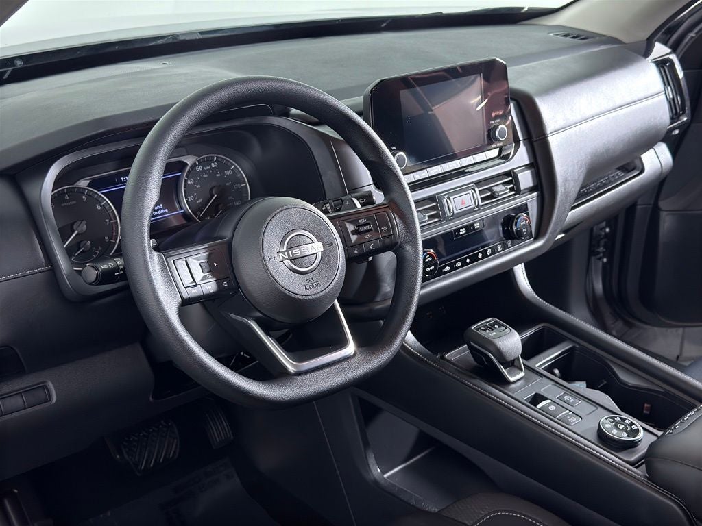 2025 Nissan Pathfinder S Nissan Certified