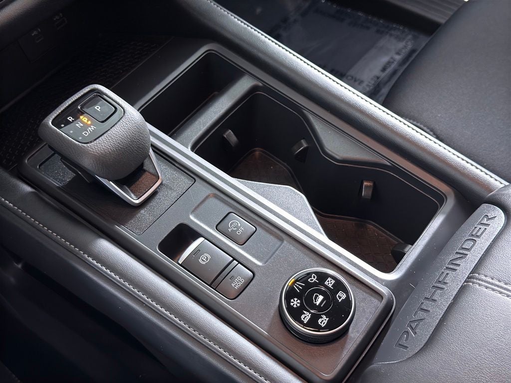 2025 Nissan Pathfinder S Nissan Certified