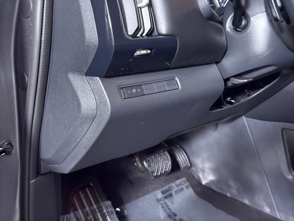 2025 Nissan Pathfinder S Nissan Certified