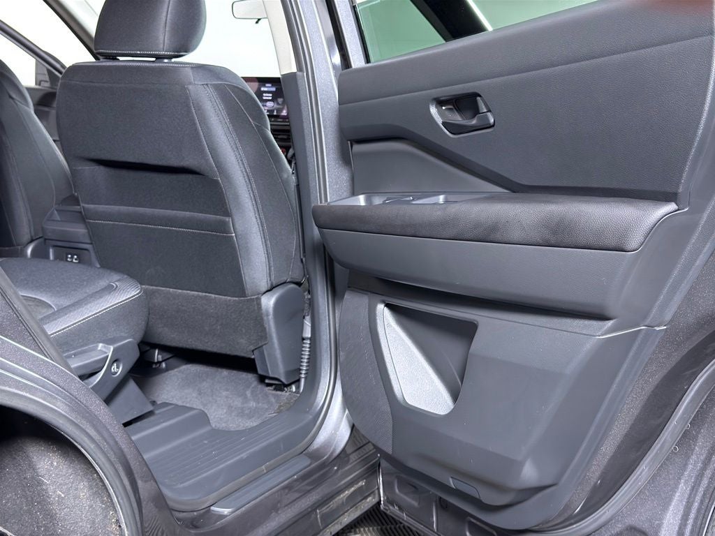 2025 Nissan Pathfinder S Nissan Certified