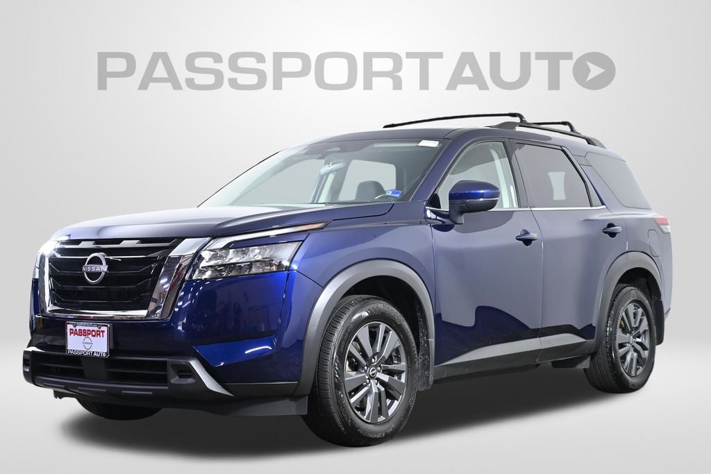 2024 Nissan Pathfinder SV