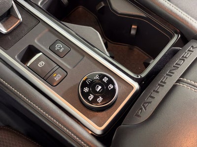2022 Nissan Pathfinder SV Nissan Certified