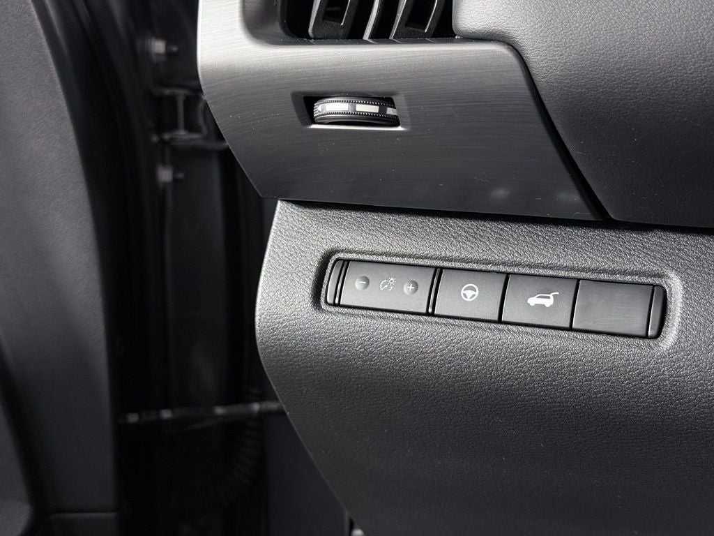 2025 Nissan Pathfinder SL Nissan Certified