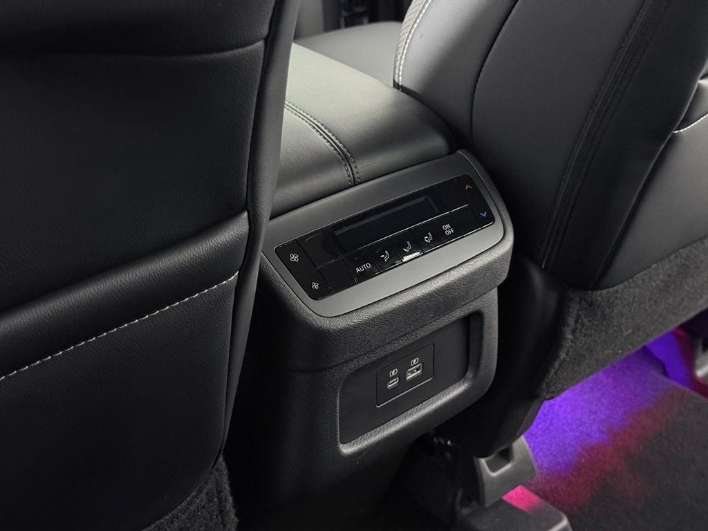 2025 Nissan Pathfinder SL Nissan Certified