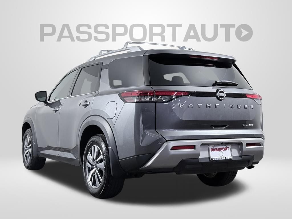 2025 Nissan Pathfinder SL
