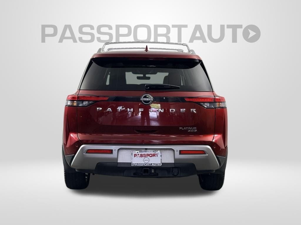 2023 Nissan Pathfinder Platinum