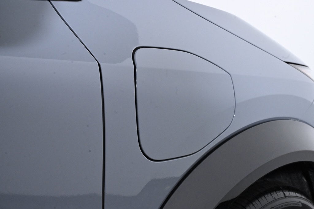 2023 Nissan Ariya VENTURE+