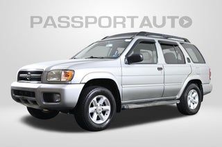 2004 Nissan Pathfinder SE