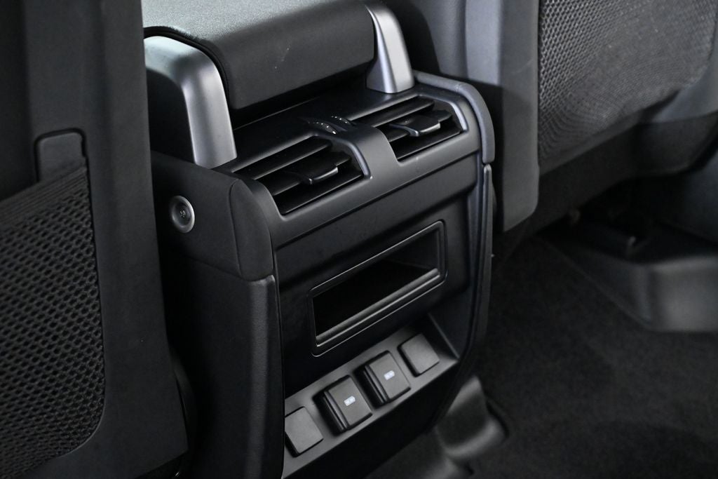 2023 Land Rover Defender 110 S