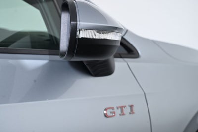 2025 Volkswagen Golf GTI 2.0T SE