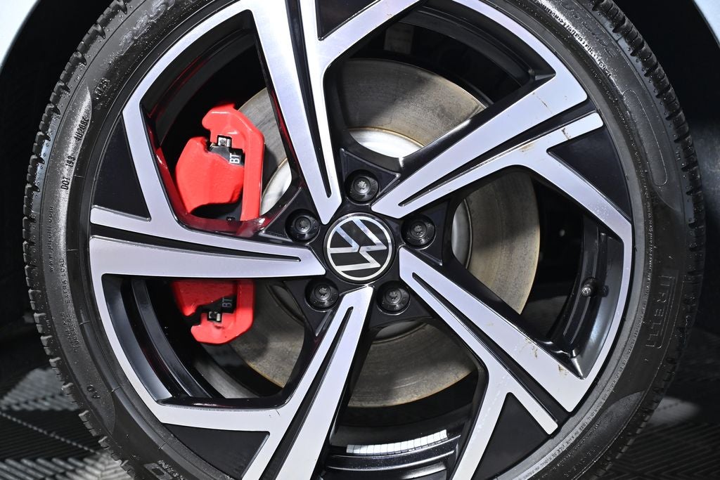 2025 Volkswagen Golf GTI 2.0T SE
