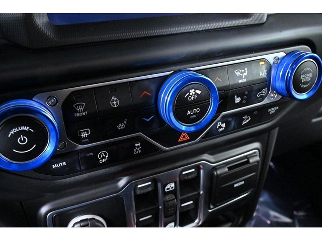 2020 Jeep Wrangler Unlimited Sahara Altitude
