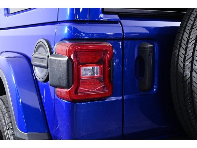 2020 Jeep Wrangler Unlimited Sahara Altitude