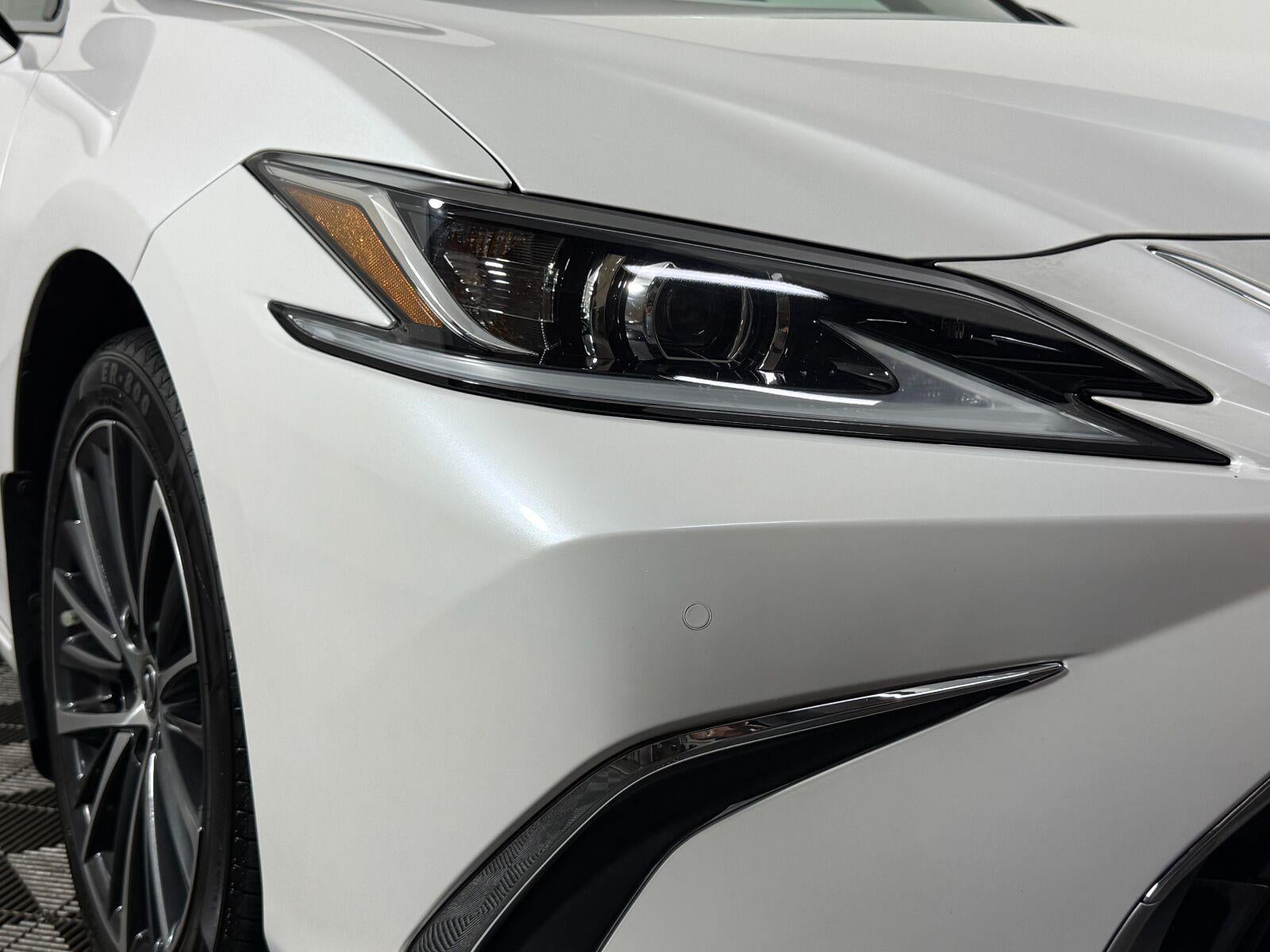 2024 Lexus Es ES 300h