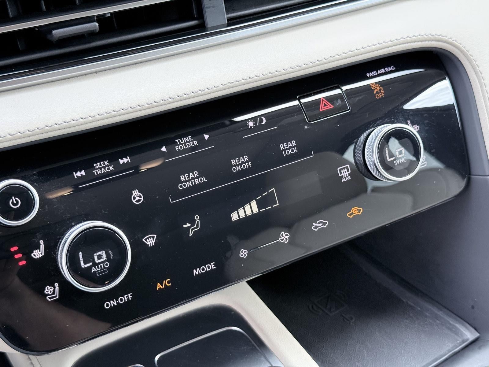 2023 INFINITI QX60 LUXE