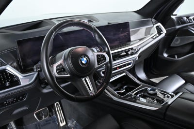2023 BMW X7 M60i