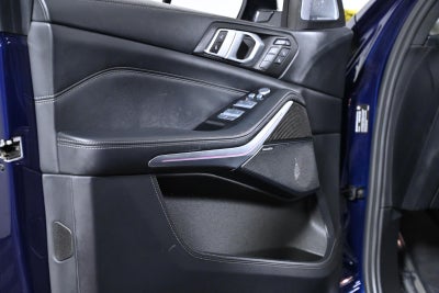 2023 BMW X7 M60i