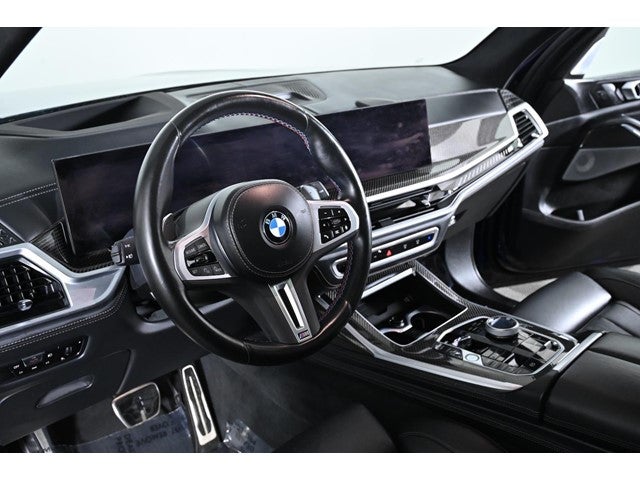 2023 BMW X7 M60i