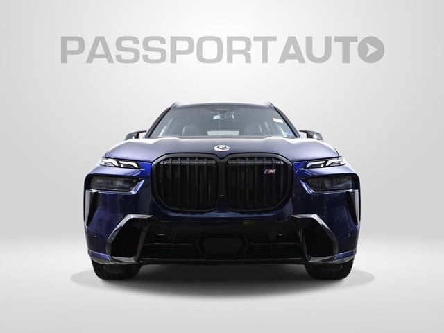 2023 BMW X7 M60i