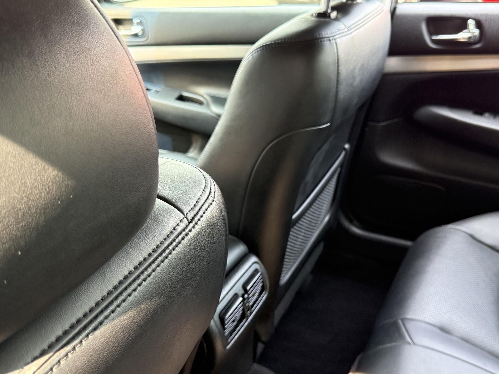 2012 INFINITI G37 Sedan x