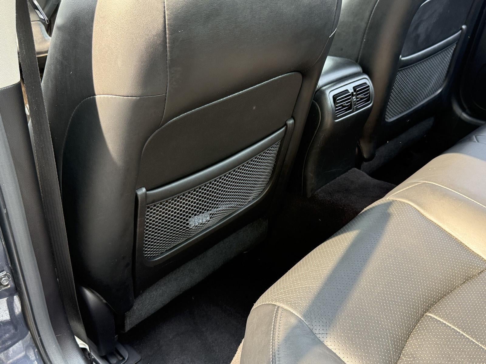 2012 INFINITI G37 Sedan x