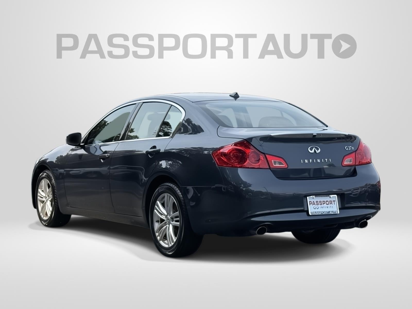 2012 INFINITI G37 Sedan x