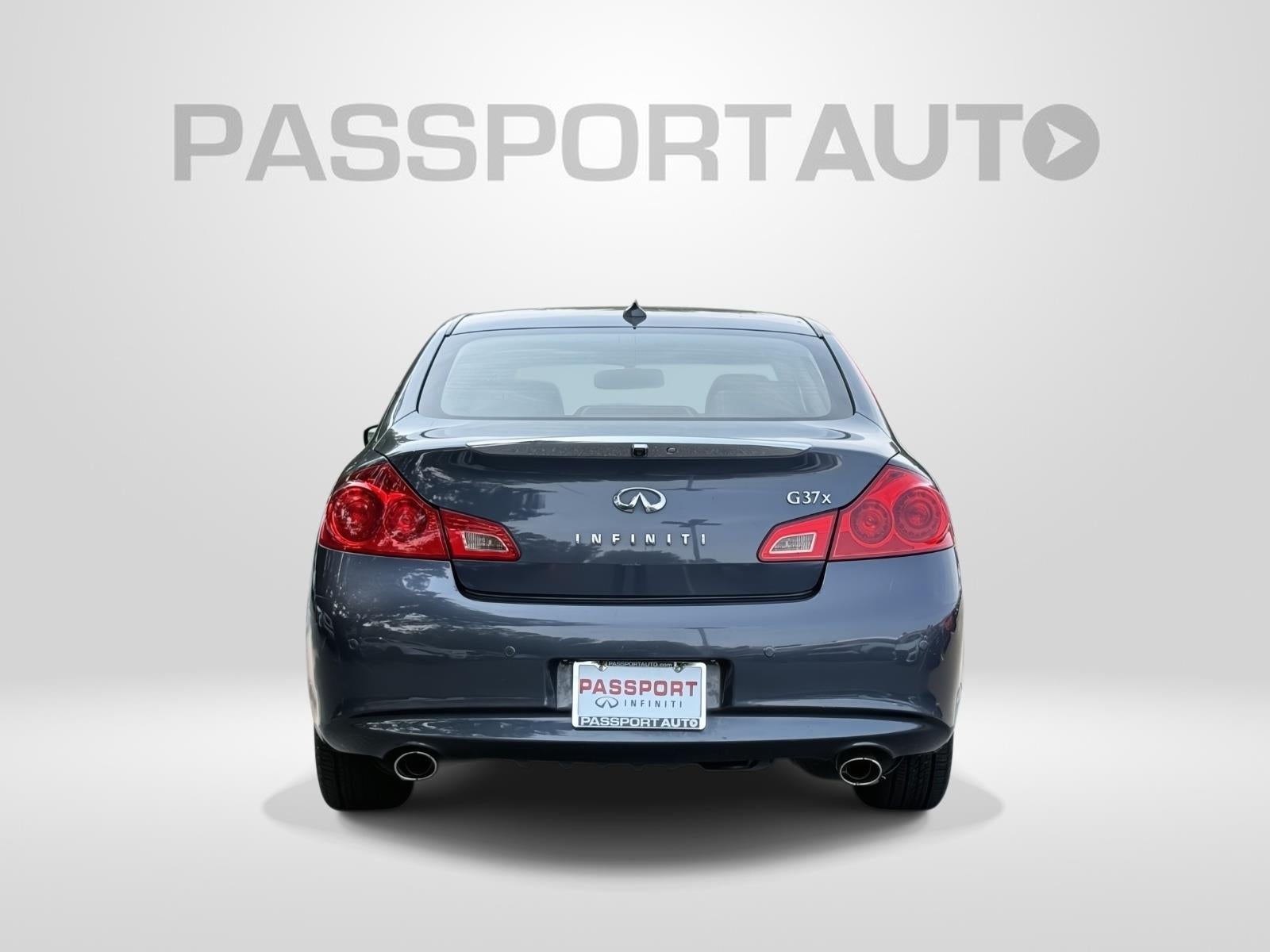 2012 INFINITI G37 Sedan x