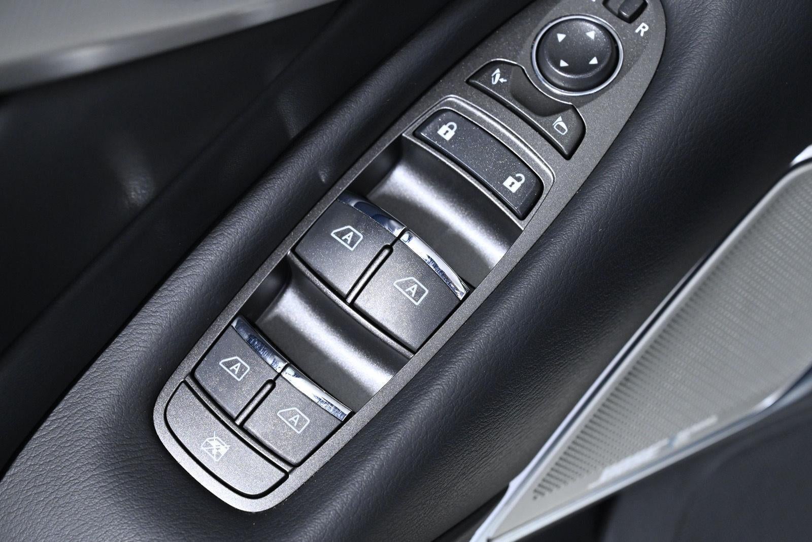 2024 INFINITI Q50 LUXE
