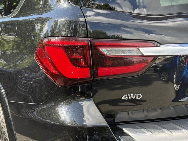 2022 INFINITI QX80 SENSORY