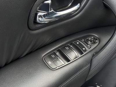 2013 INFINITI QX56 4WD 4dr