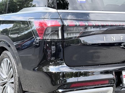 2026 INFINITI QX80 LUXE