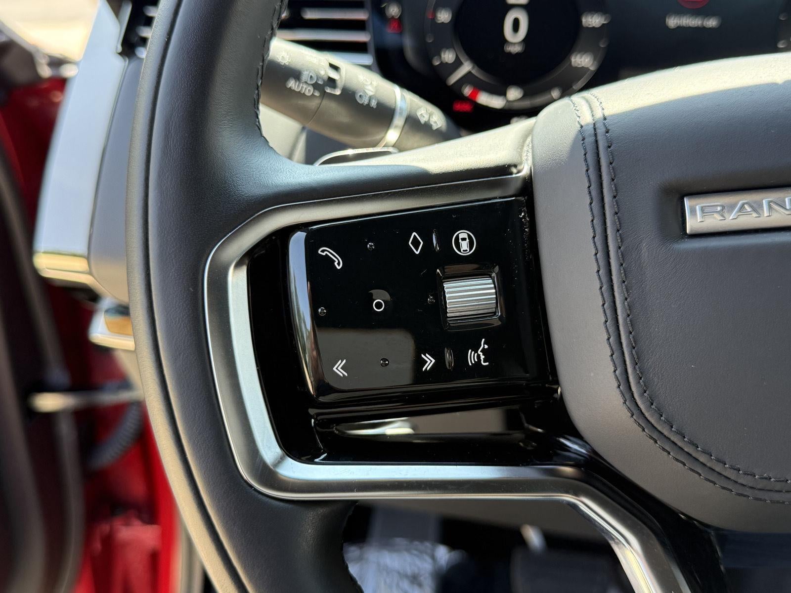 2025 Land Rover Range Rover Sport SE