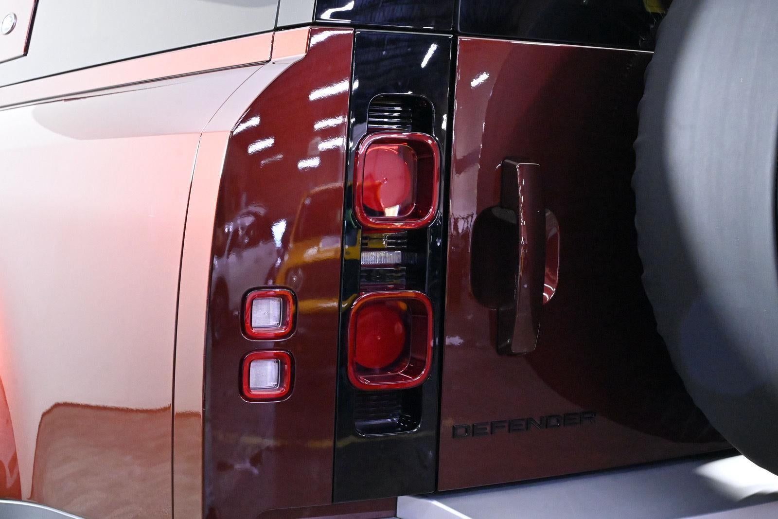 2024 Land Rover Defender S
