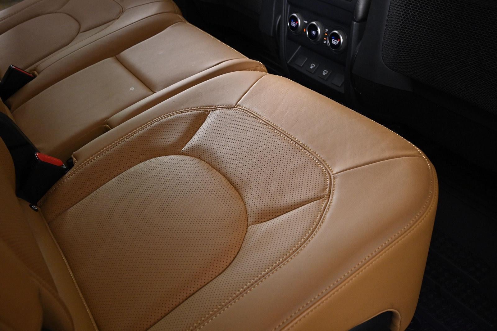 2024 Land Rover Defender S