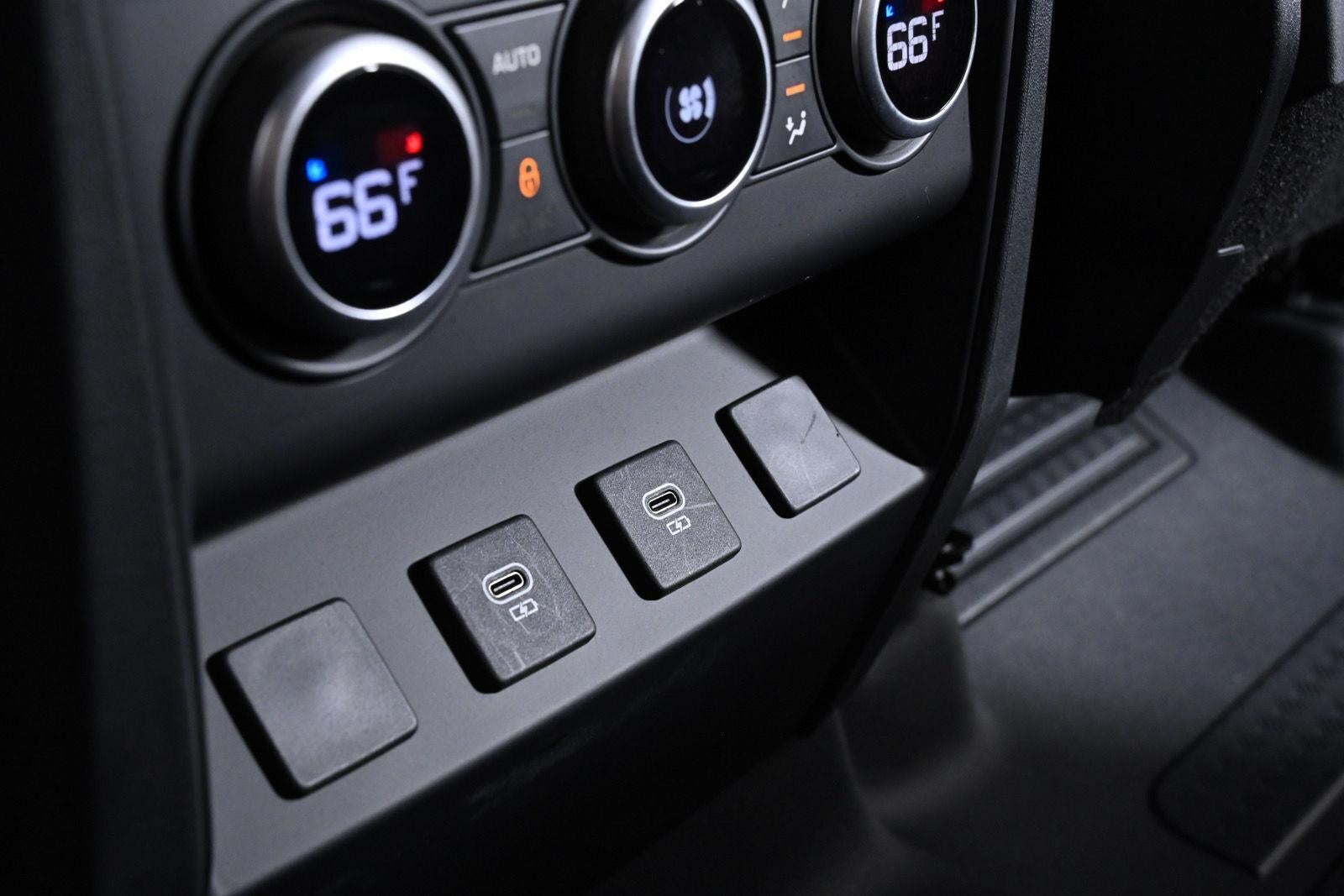 2024 Land Rover Defender S