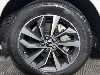 2022 Audi Q5 S line Premium