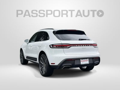 2025 Porsche Macan AWD