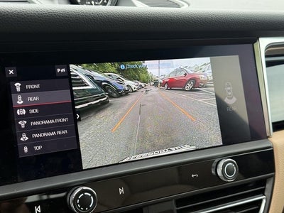 2025 Porsche Macan AWD