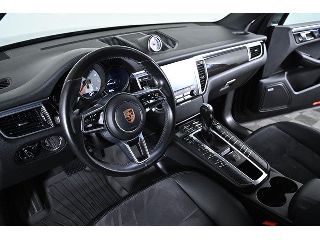 2017 Porsche Macan S