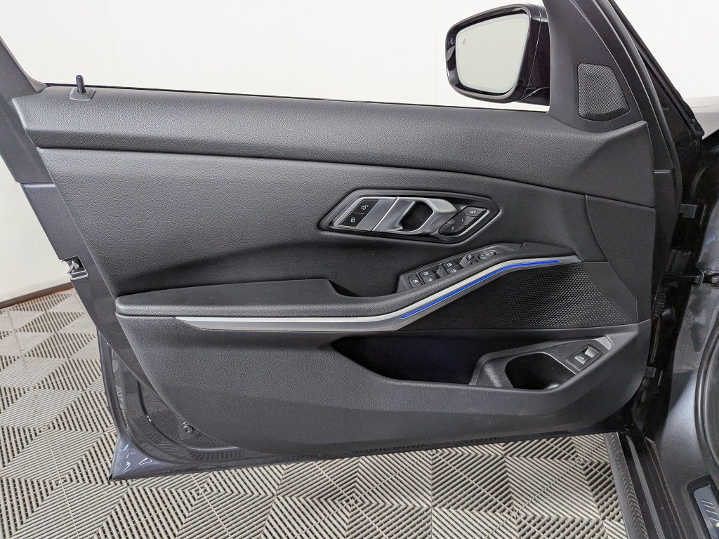 2022 BMW 3 Series 330i xDrive