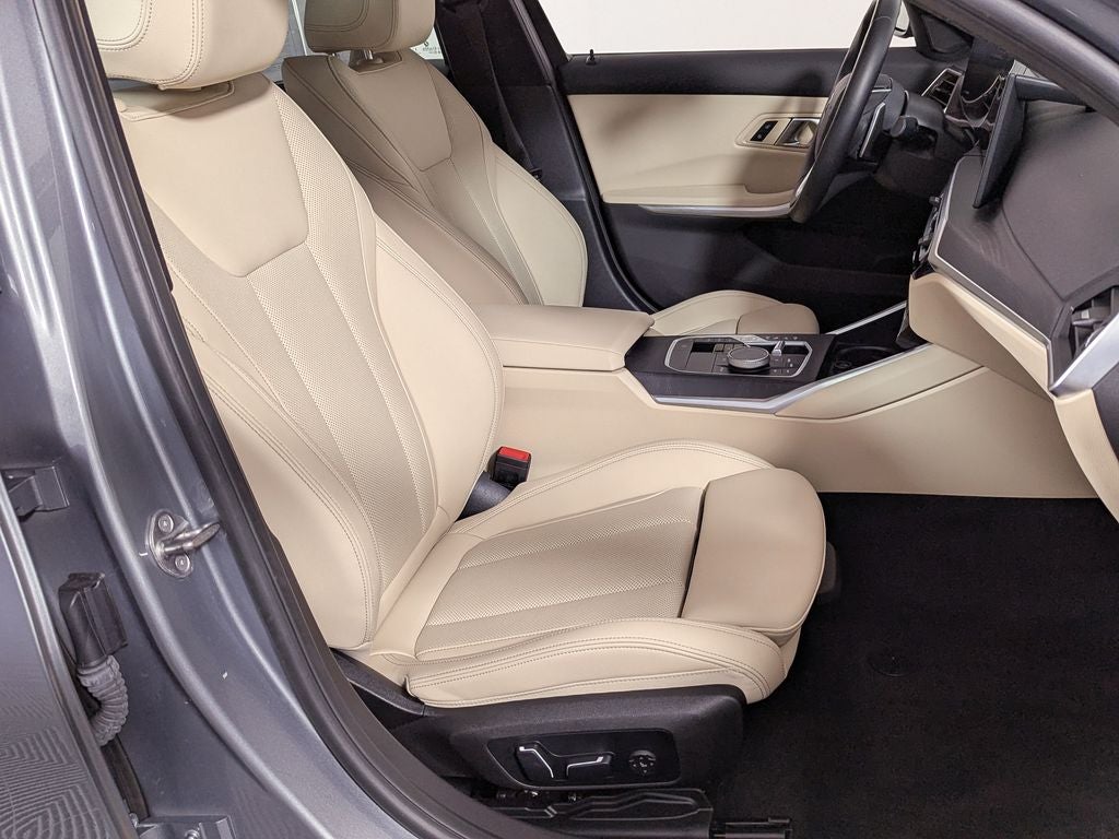 2024 BMW 3 Series 330i xDrive