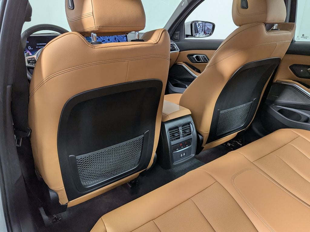 2023 BMW 330i xDrive 330i xDrive