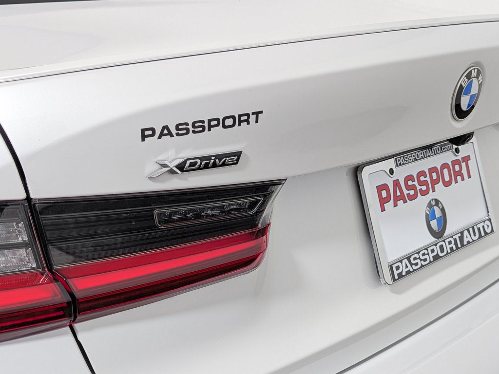2024 BMW 330i xDrive 330i xDrive